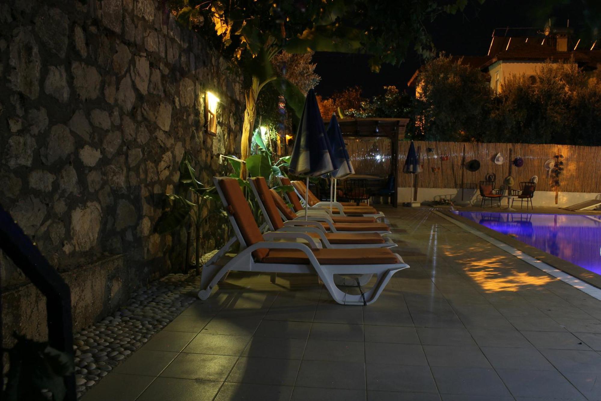 Sarihan Apart Otel Олудениз Экстерьер фото