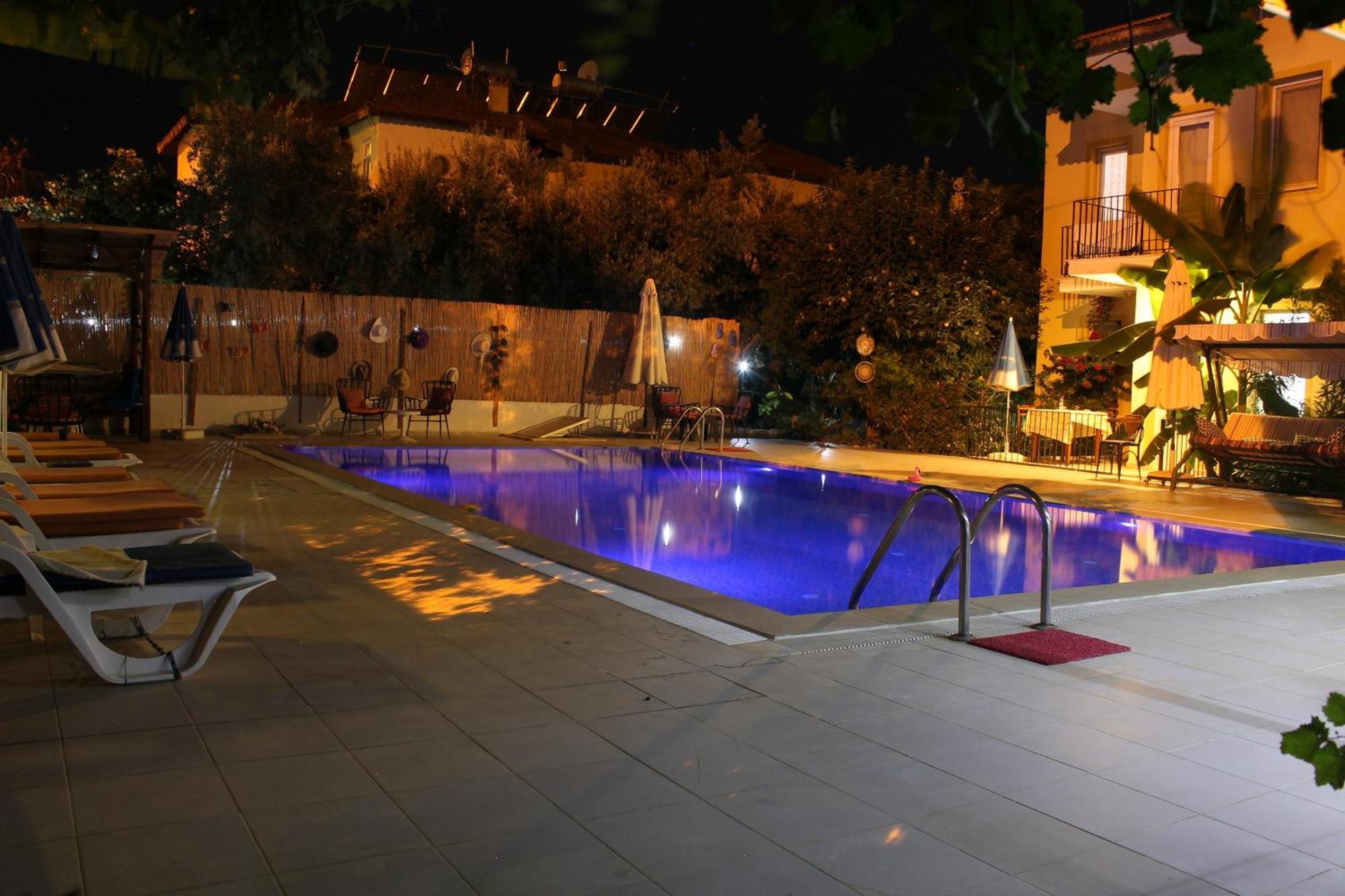 Sarihan Apart Otel Олудениз Экстерьер фото