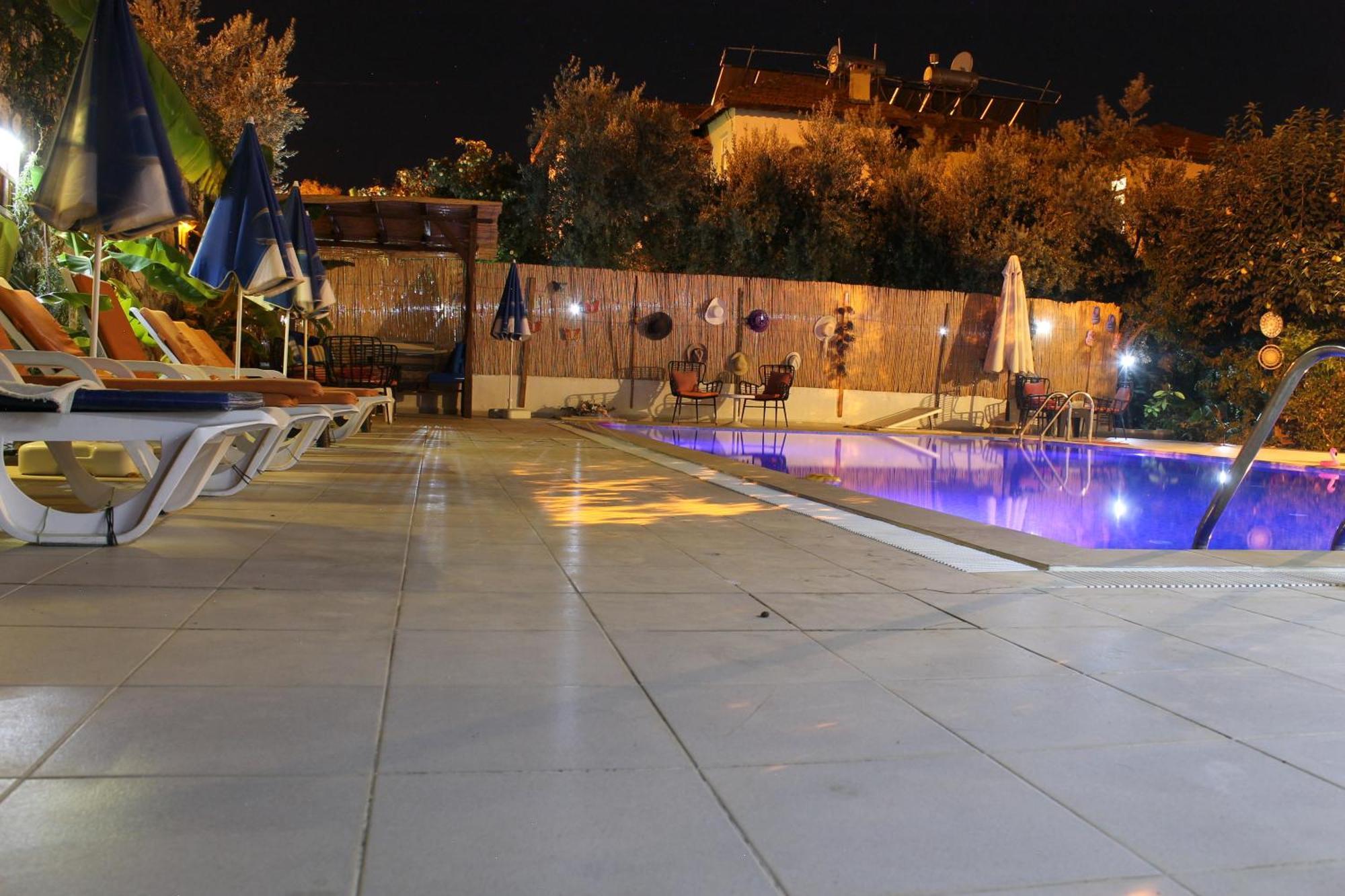 Sarihan Apart Otel Олудениз Экстерьер фото